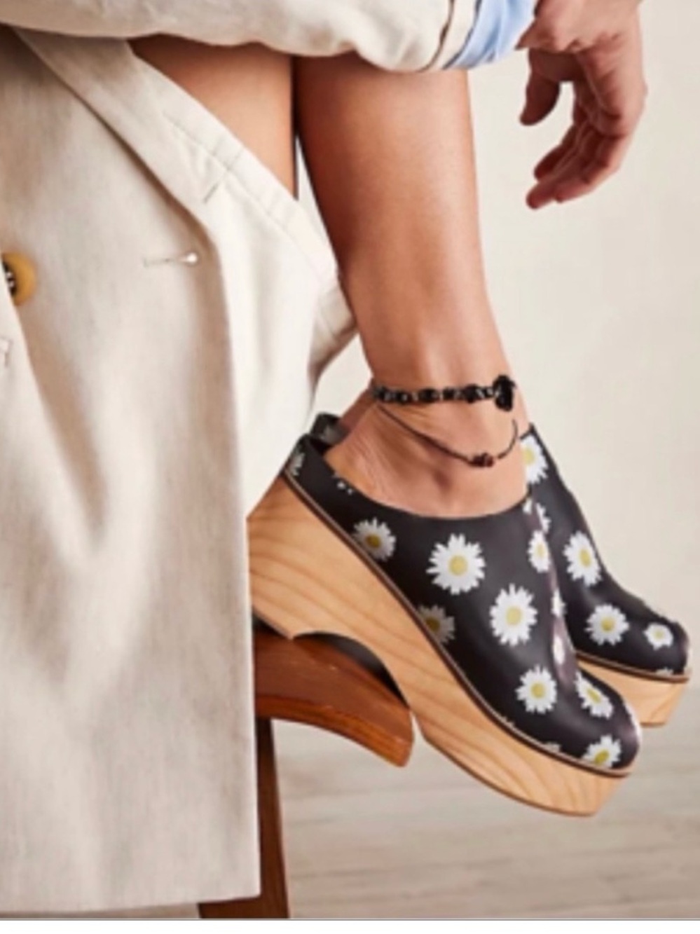 Free People Daisy Conversational Clog Boho Cottagecore size 37 1/2